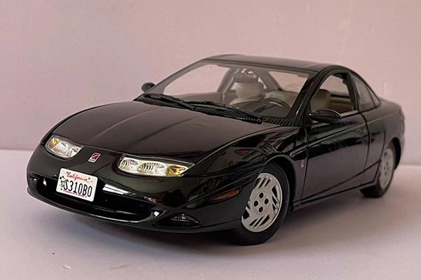 2001 Saturn 3 door Coupe Diecast Model 1:18 Scale