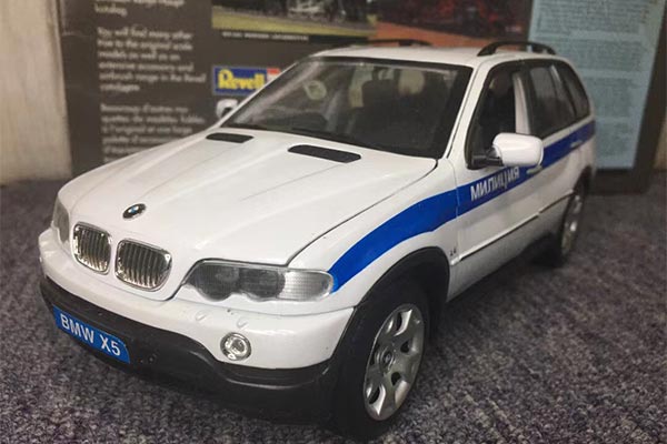 BMW X5 E53 SUV Russia Police Diecast Model 1:18 Scale White