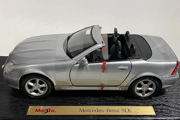 Mercedes-Benz SLK-Class R170 Diecast Model 1:18 Scale Silver