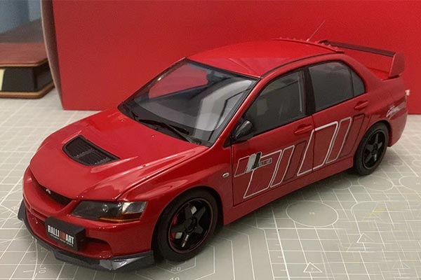 Mitsubishi Lancer Evolution IX Diecast Car Model 1:18 Scale Red