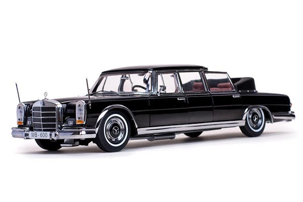 1966 Mercedes-Benz 600 Landaulet Diecast Model 1:18 Scale Black