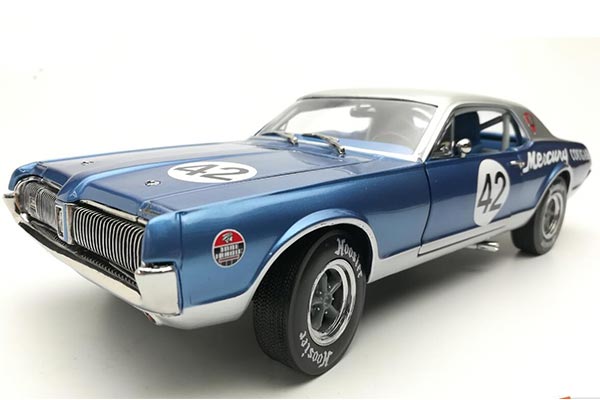 1967 Mercury Cougar Racing Car Diecast Model 1:18 Scale Blue