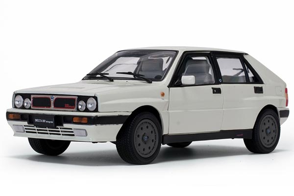 Lancia Delta HF Integrale 8V Diecast Car Model 1:18 Scale White