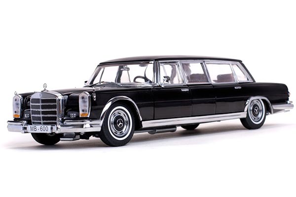 1966 Mercedes-Benz 600 Landaulet Diecast Model 1:18 Scale