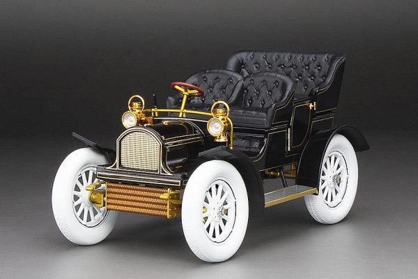 1904 Buick Model B Diecast Car Model 1:18 Scale Black