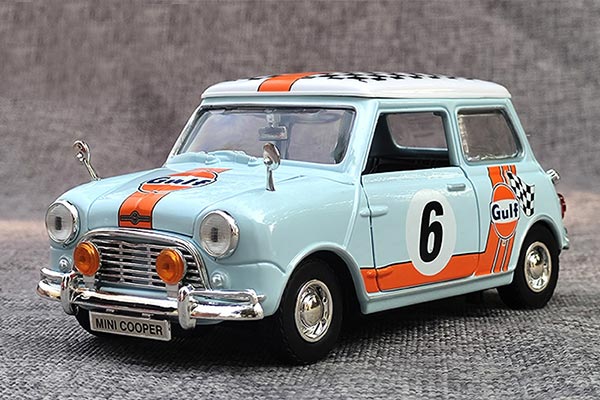 1961 Morris Mini Cooper Diecast Car Model Gulf 1:18 Scale Blue