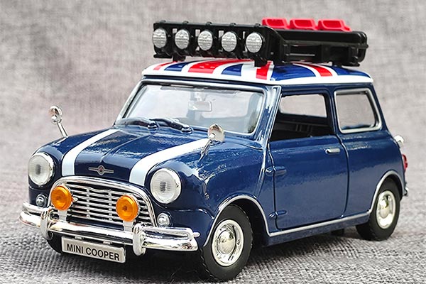 1961 Morris Mini Cooper Diecast Car Model 1:18 Scale Blue