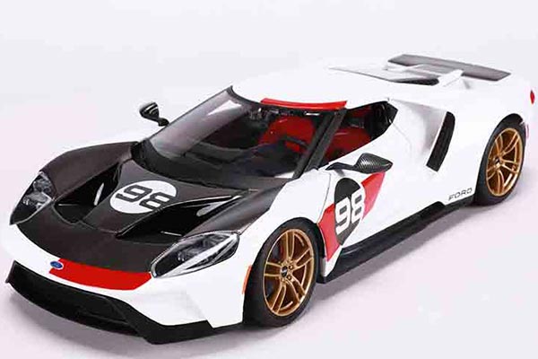 2021 Ford GT Heritage Diecast Car Model 1:18 Scale White