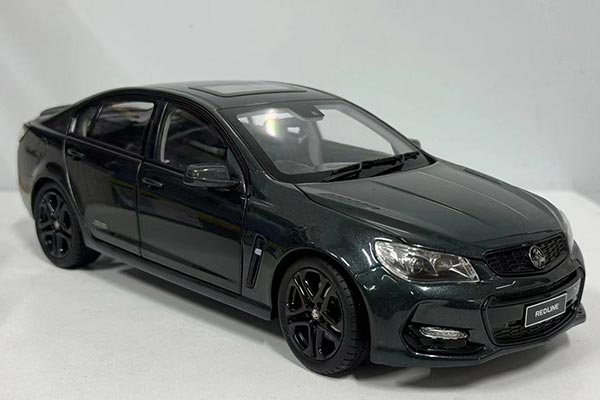 2017 Holden VFII Commodore SSV Diecast Car Model 1:18 Deep Gray