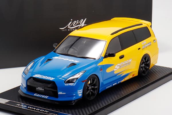 Nissan Stagea GT-R R35 Wagon Resin Model 1:18 Scale Blue-Yellow