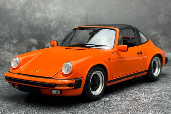 1983 Porsche 911 Carrera 3.2 Targa Diecast Model 1:18 Scale