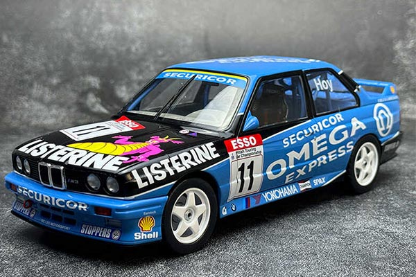 1991 BMW M3 E30 Coupe Diecast Car Model 1:18 Scale Blue