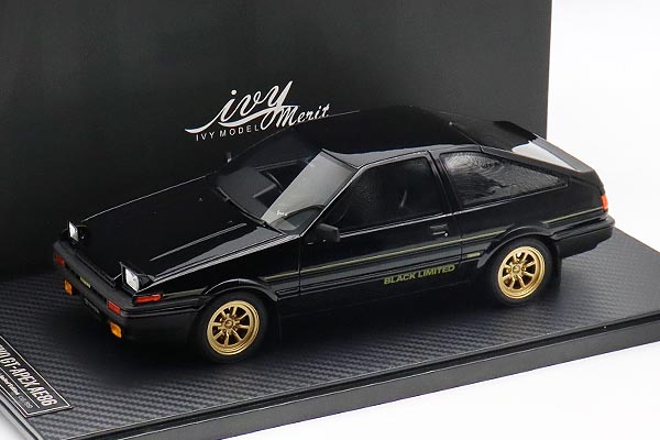 Toyota Trueno GT-APEX AE86 Resin Model 1:18 Scale Black