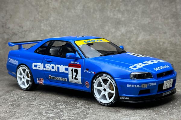 2000 Nissan GT-R R34 Diecast Car Model 1:18 Scale Blue