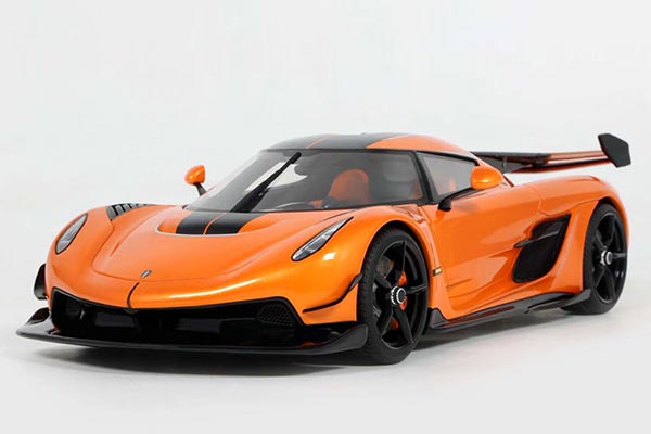 Koenigsegg Jesko Resin Car Model 1:18 Scale Orange