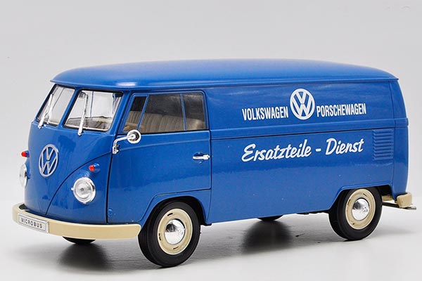 1963 Volkswagen T1 Bus Diecast Model 1:18 Scale Blue