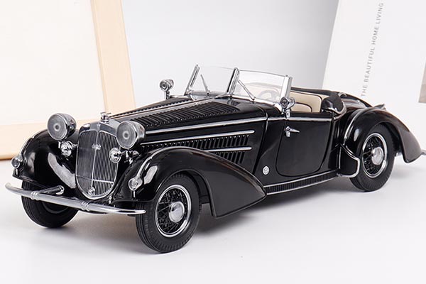 1939 Horch 855 Roadster Diecast Model 1:18 Scale Black