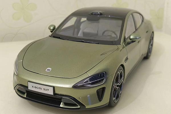 2024 Xiaomi SU7 Sedan Diecast Model 1:18 Scale