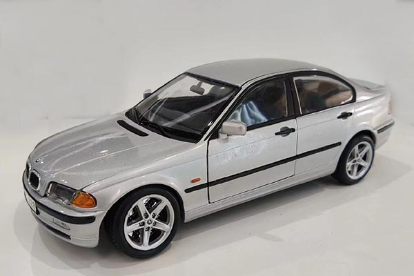 1998 BMW 3 Series E46 328i Diecast Car Model 1:18 Scale