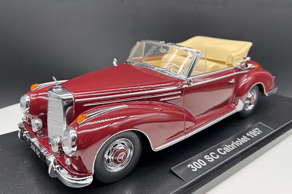 1957 Mercedes-Benz 300 SC Cabriolet Diecast Car Model 1:18 Scale