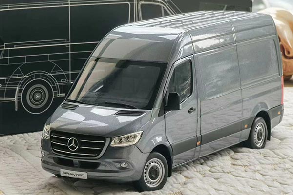 2018 Mercedes-Benz Sprinter Van Diecast Model 1:18 Scale Gray