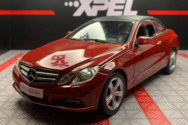 2010 Mercedes-Benz E-Class Cabriolet Diecast Model 1:18 Red