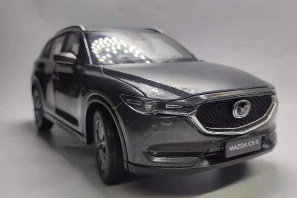 2020 Mazda CX-5 SUV Diecast Model 1:18 Scale Gray