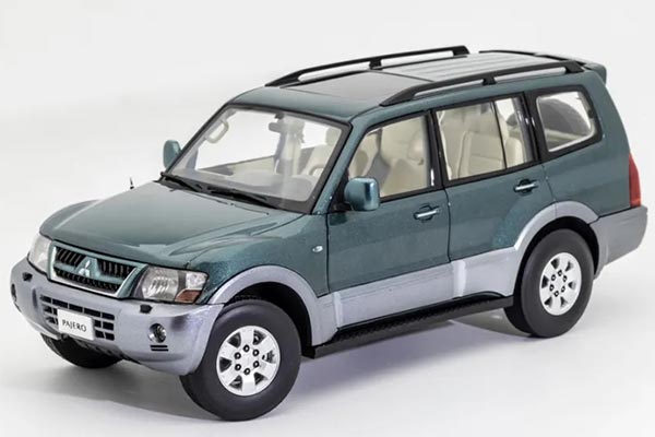 Mitsubishi Pajero V73 SUV Diecast Model 1:18 Scale