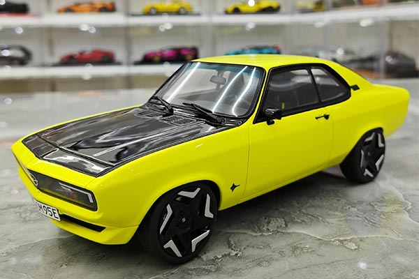 Opel Manta GSE Resin Car Model 1:18 Scale Yellow-Black