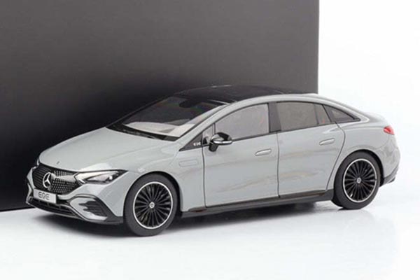 2022 Mercedes-Benz EQE Diecast Car Model 1:18 Scale Gray